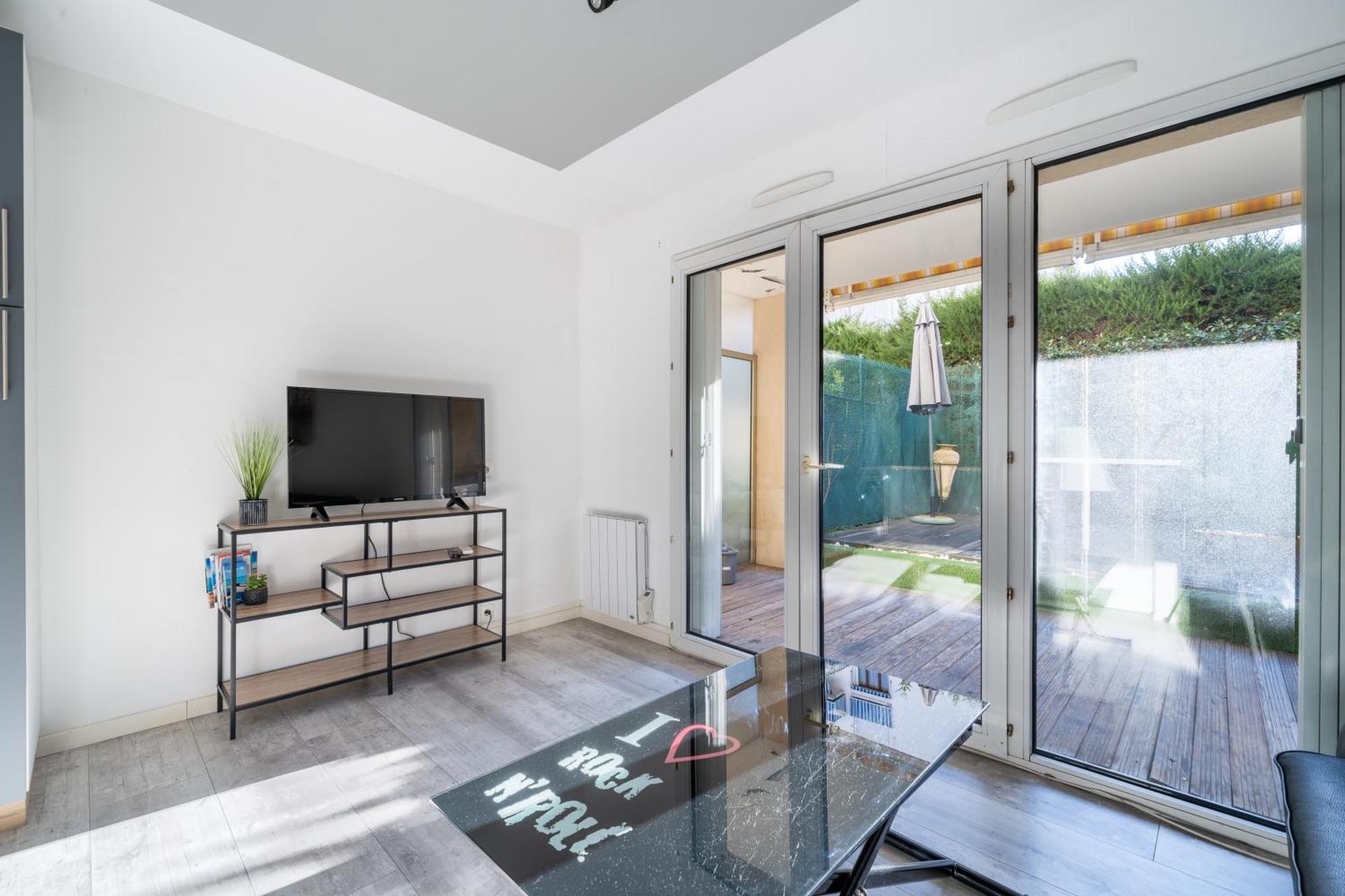 Charmant Studio Cagnes-sur-Mer Zewnętrze zdjęcie